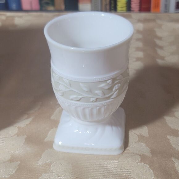 Croscill Classic Bathroom Set Antique Ivory Ceramic Tissue Box Cover w Cup MINT! - Picture 11 of 16